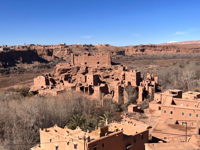 Why should you choose a guided tour in Morocco